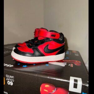 Nike Toddler Mid Borough Court red/black 7C